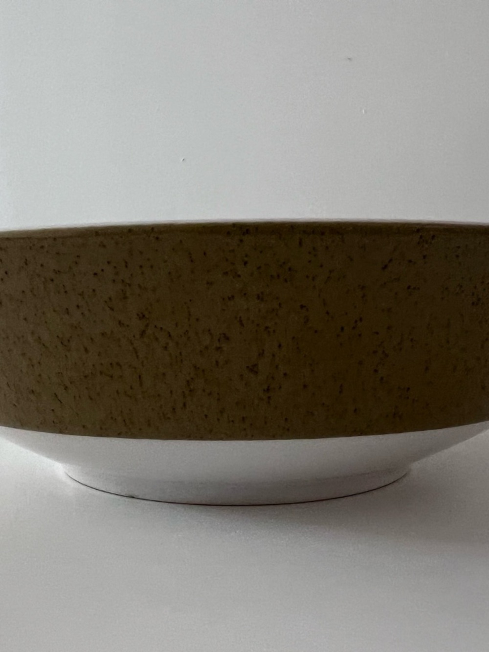 Mikasa Mediterrania Avocado Green 8.5" Pasta Salad Vegetable Serving Bowl VTG